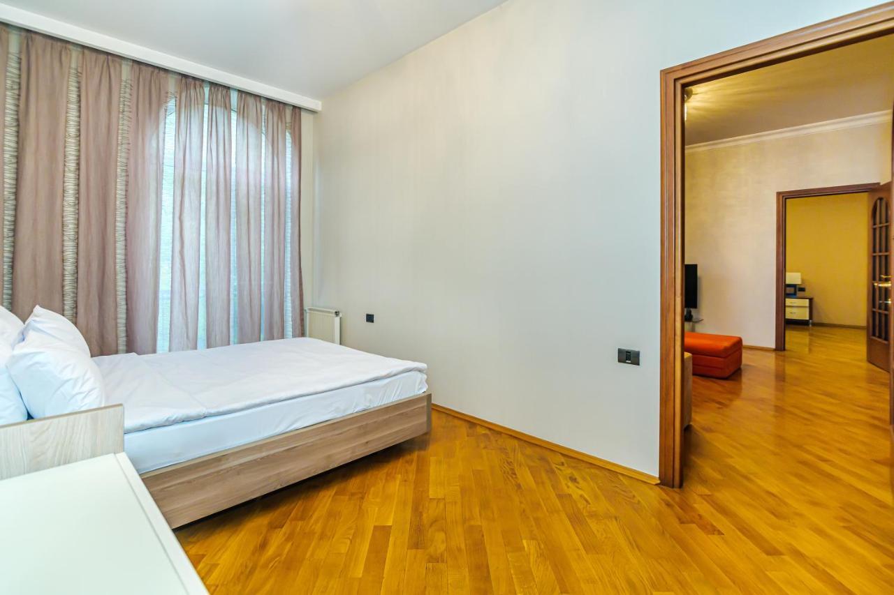 Vip Apartamen Nizami Street Apartment Baku Exterior foto
