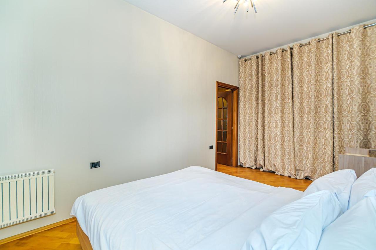 Vip Apartamen Nizami Street Apartment Baku Exterior foto