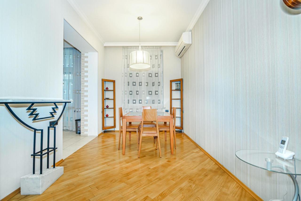 Vip Apartamen Nizami Street Apartment Baku Exterior foto