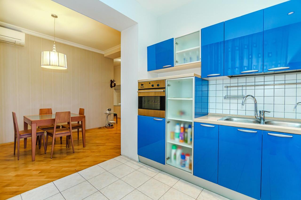 Vip Apartamen Nizami Street Apartment Baku Exterior foto