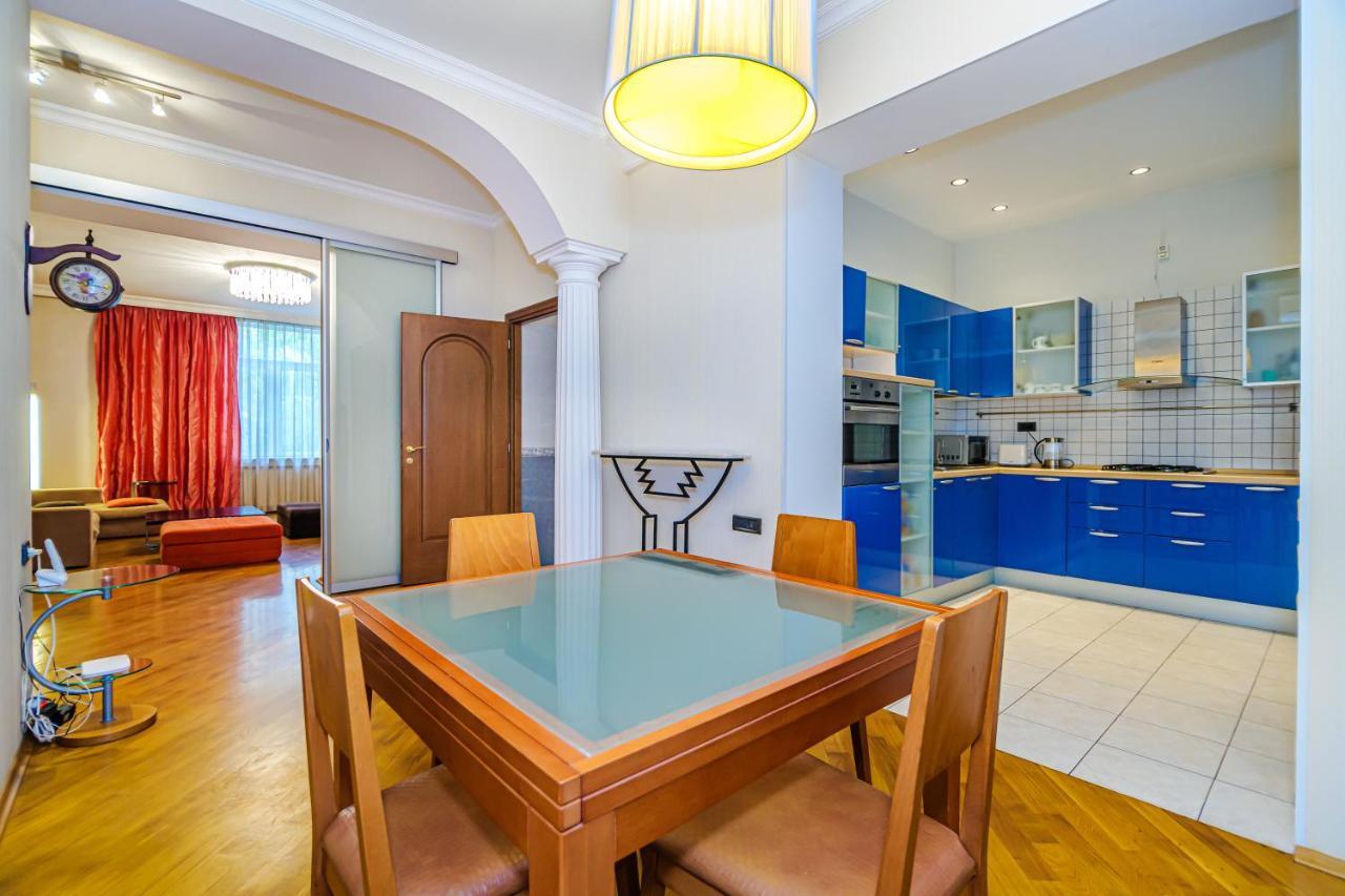 Vip Apartamen Nizami Street Apartment Baku Exterior foto